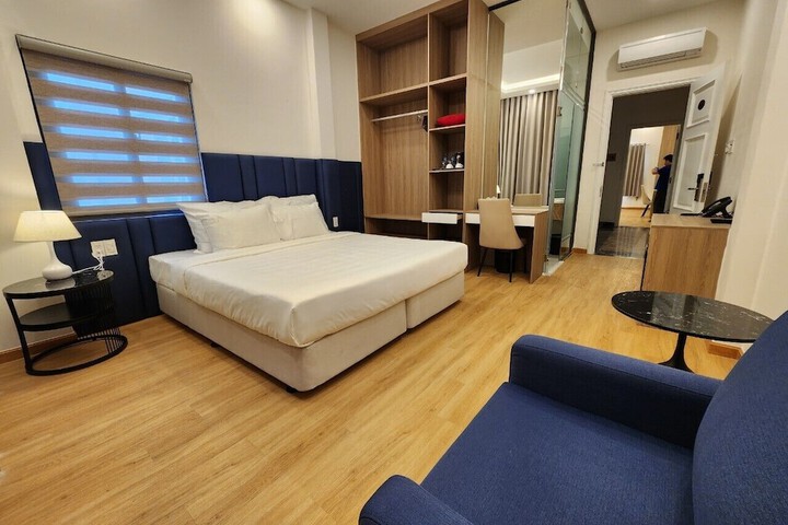 Room 3 of 24