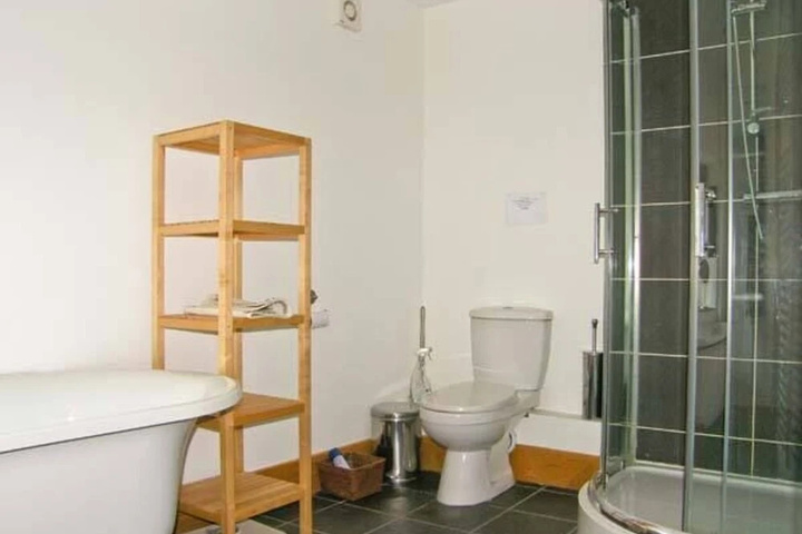 Room 7 of 7