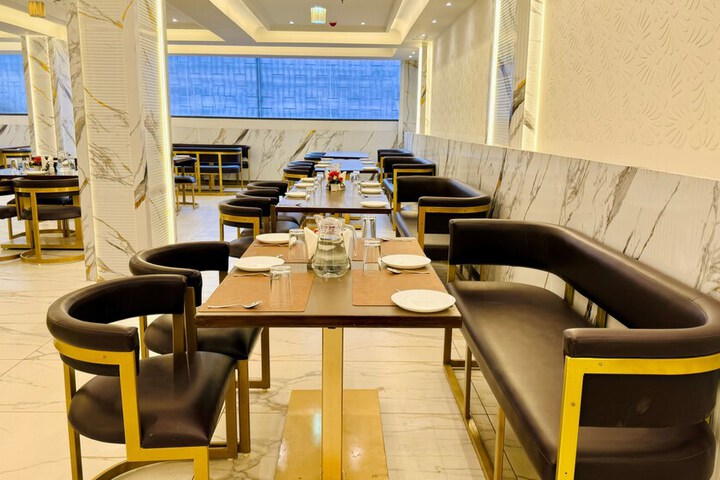 Dining 78 of 124