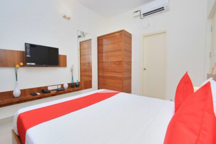 Room 25 of 29