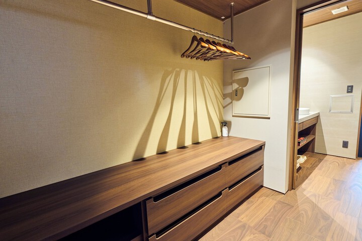 Room 30 of 55