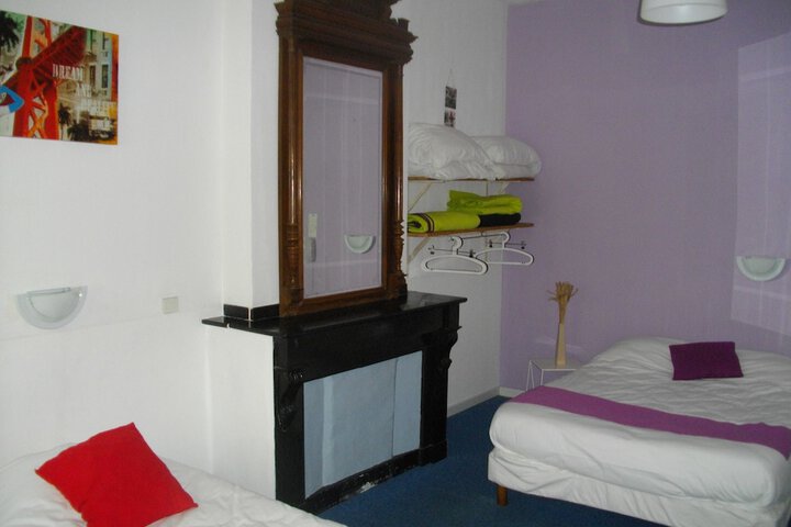 Room 16 of 51