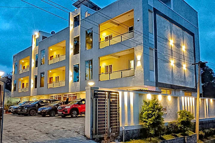NT GRAND LUXURY VILLAS