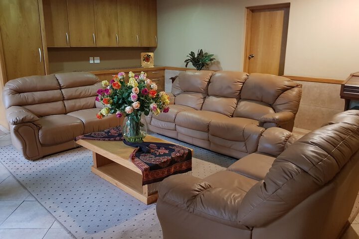Lounge 30 of 40