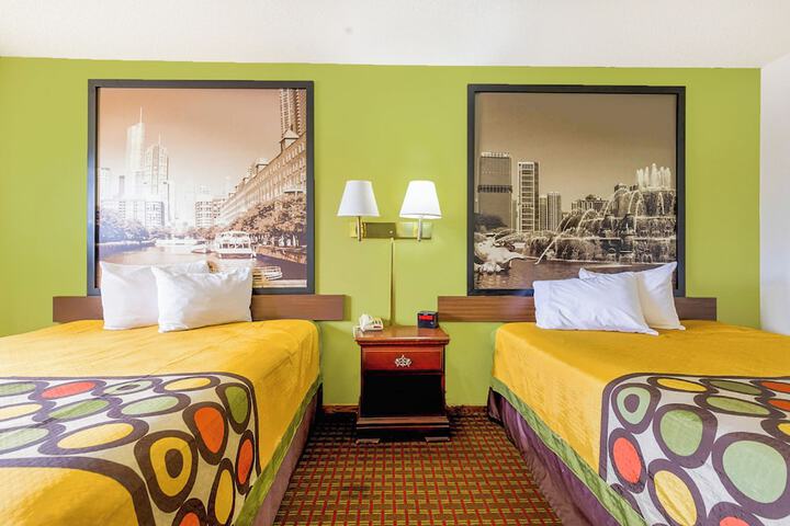 1 Queen Bed (11 of 33)