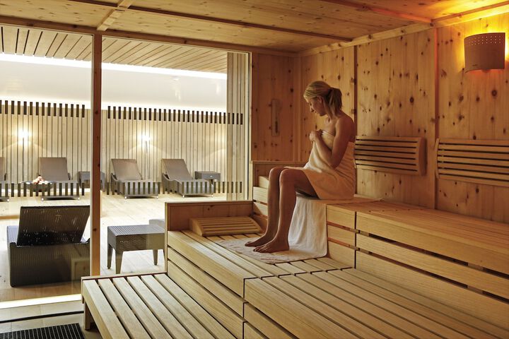 Spa 52 of 103