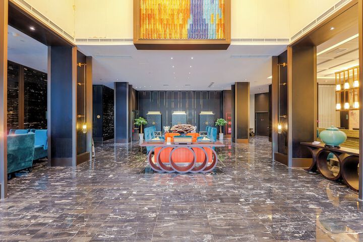 Longquan Jinsha Hotspring Hotel