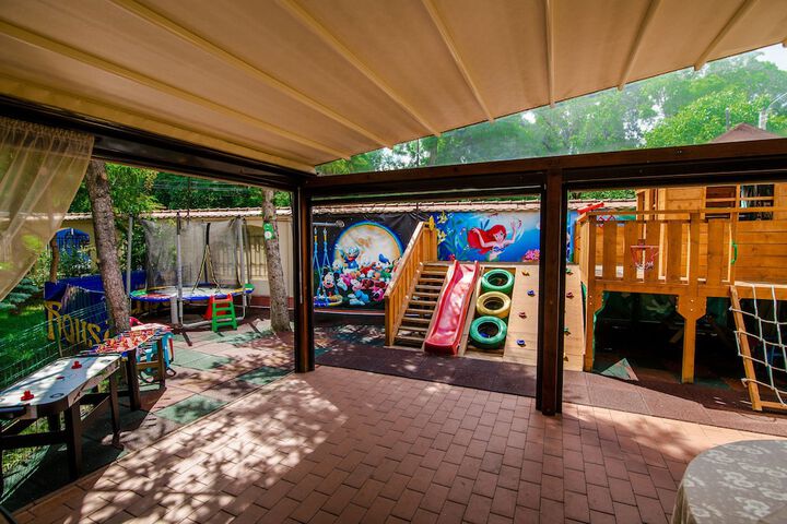 Terrace/Patio 69 of 78