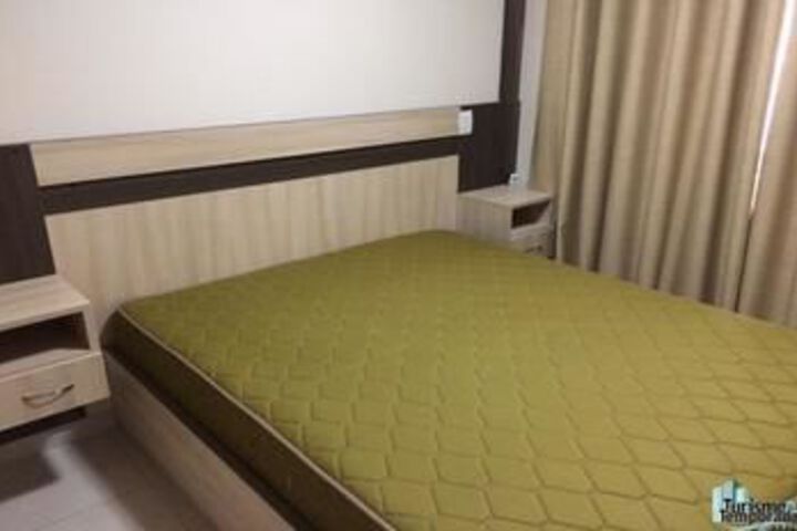 Room 8 of 21