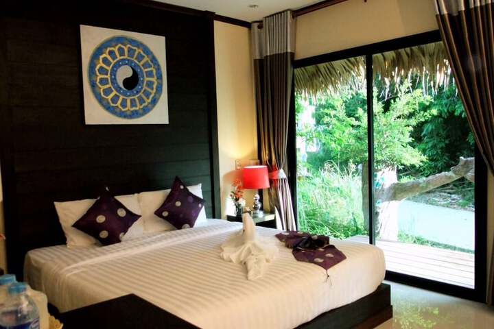 Room 8 of 54