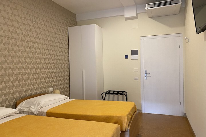 Room 39 of 99