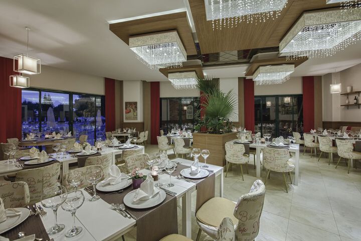 Dining 68 of 113