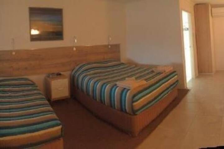 Room 15 of 27