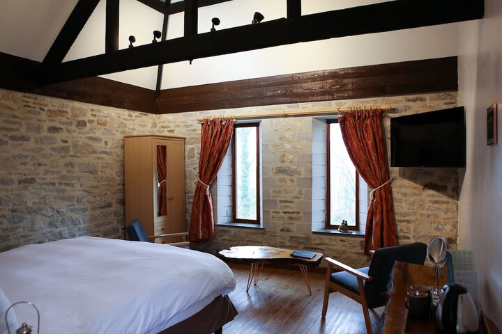 Room 33 of 75