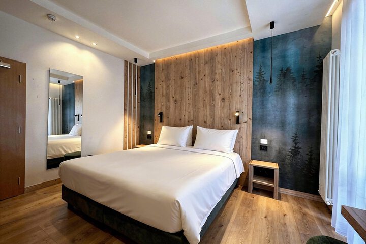 Room 54 of 107