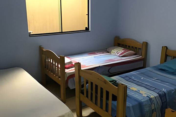 Room 4 of 50