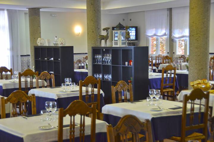 Dining Photos