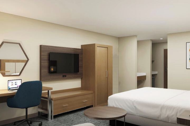 1 King Bed (1 of 10)