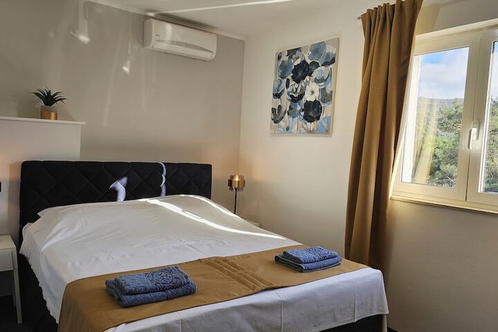 Room 41 of 140