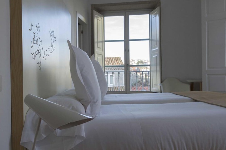 Room 21 of 53