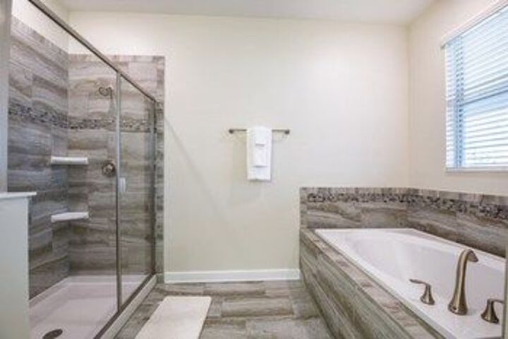 Room 2 of 25