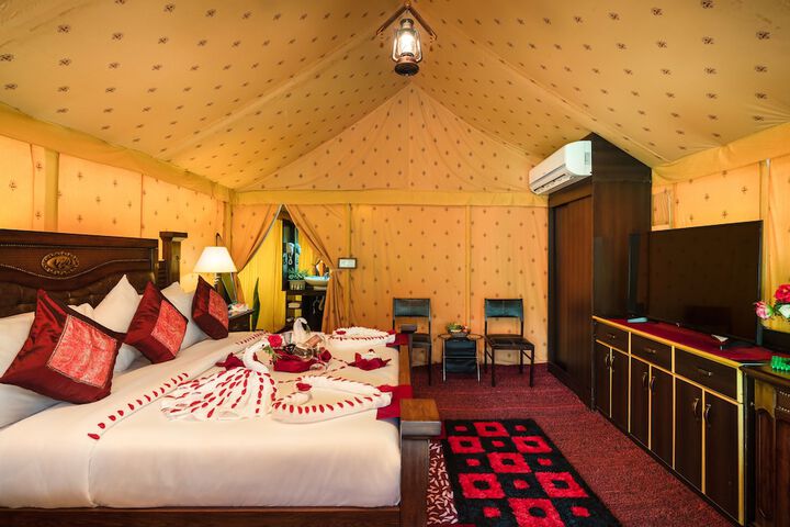 Room 5 of 88