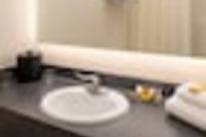 Room 86 of 210