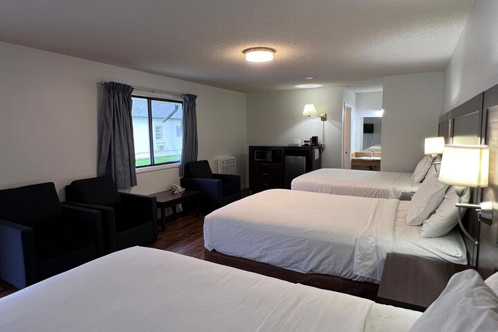 Room 8 of 46