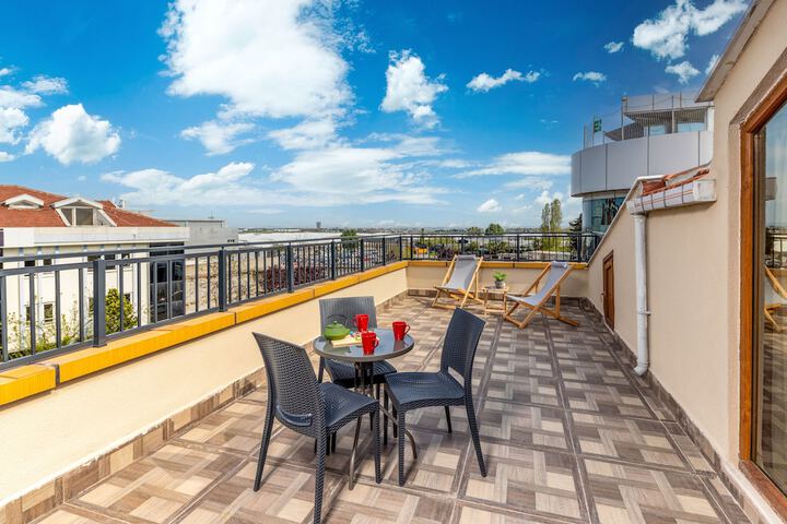 Terrace/Patio 56 of 87