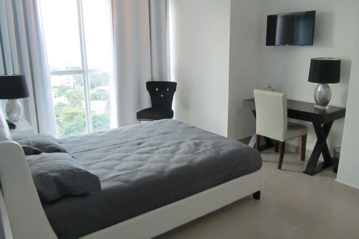 Room 4 of 55