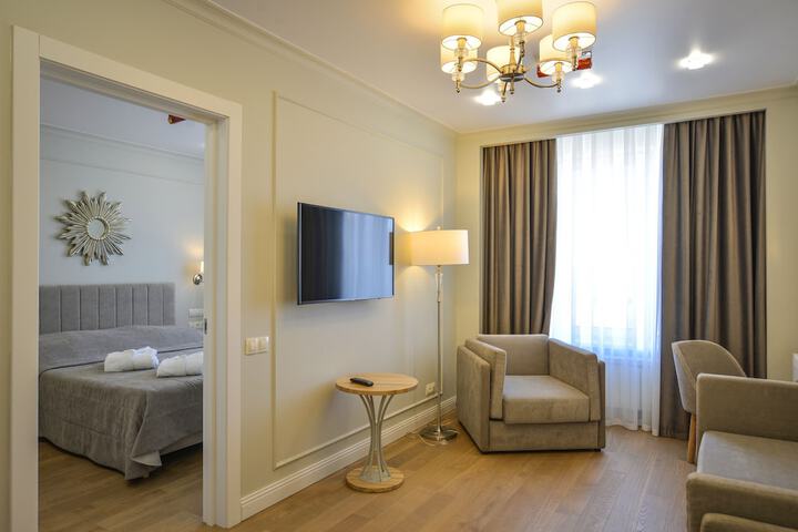 Room 27 of 74