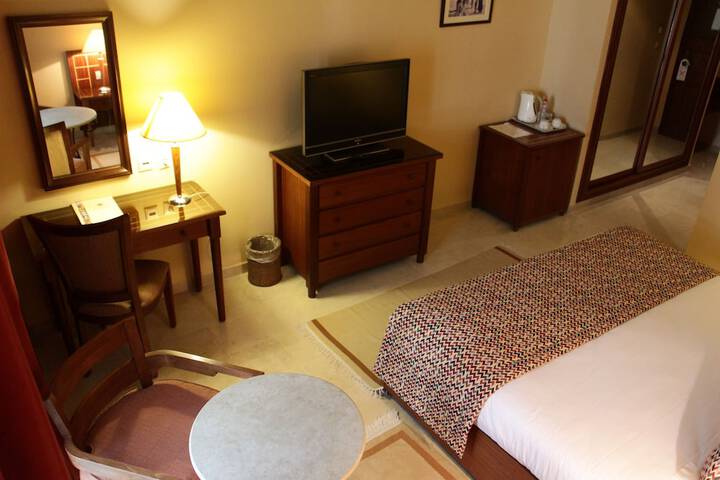 Room 7 of 46