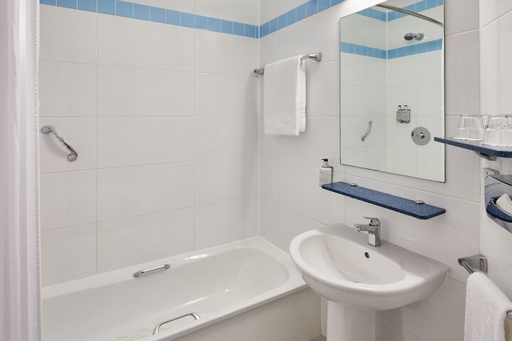 Room 20 of 45