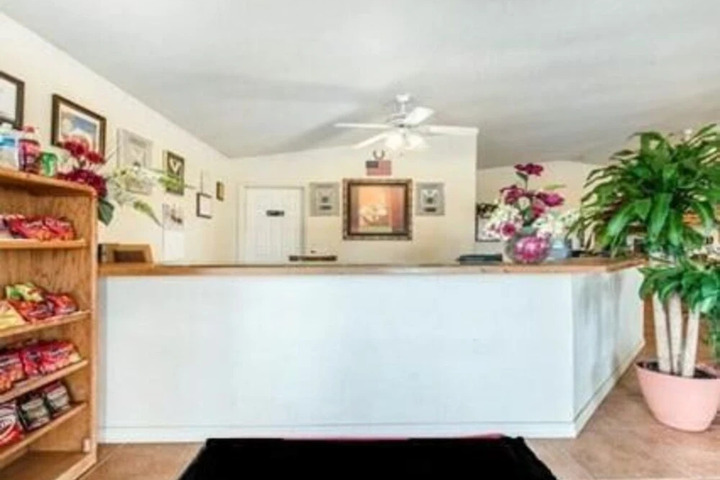 ECONO LODGE