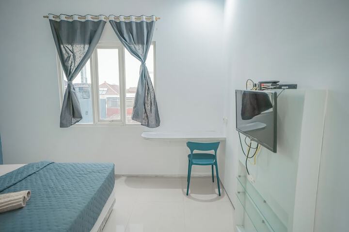 Room 48 of 82