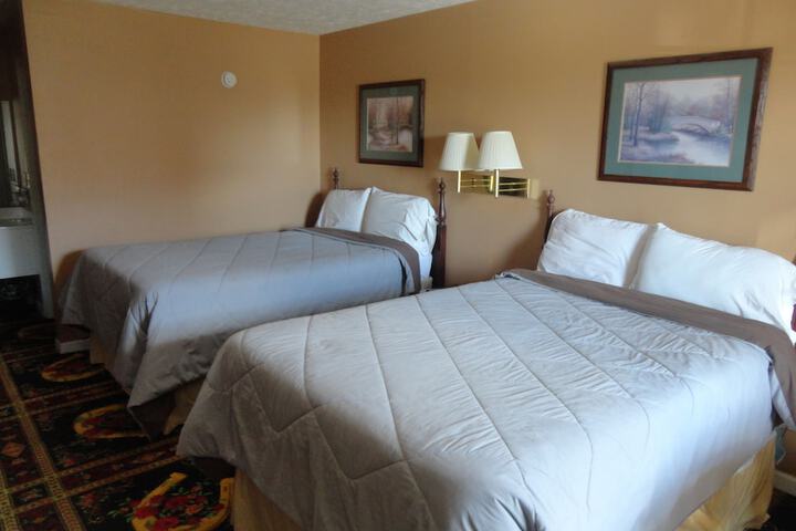 Room 12 of 23