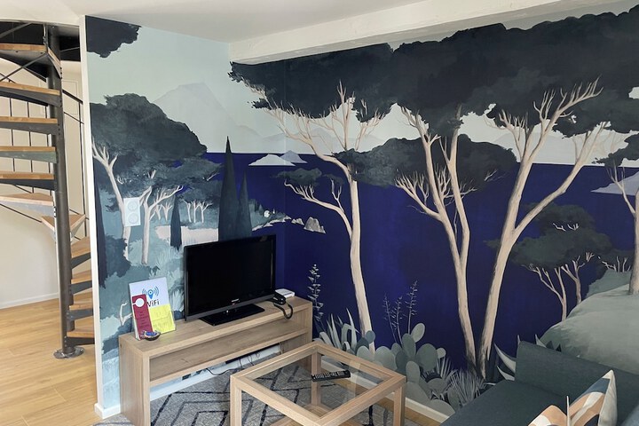 Room 19 of 34