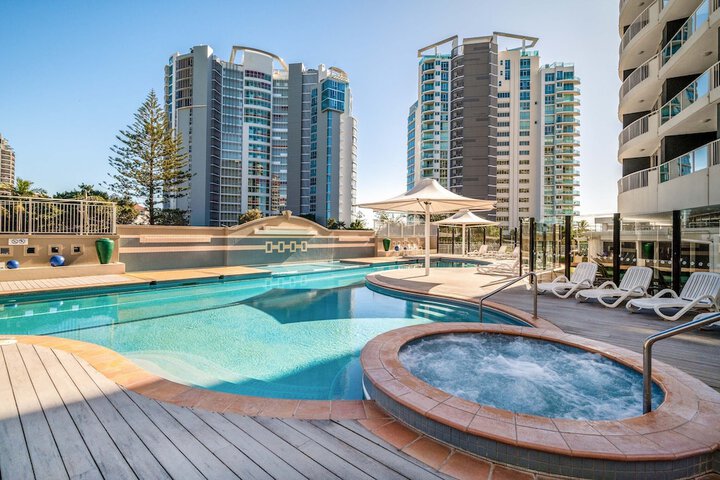 Exterior of The Sebel Twin Towns Coolangatta