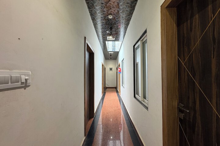 Hotel Interior 3 of 32