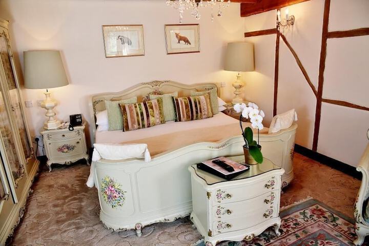 Room 5 of 67