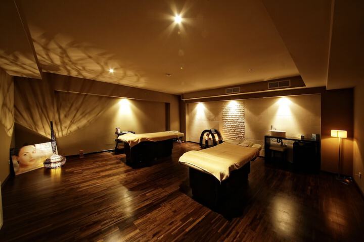 Room 30 of 46