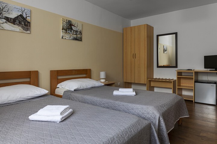 Room 15 of 72