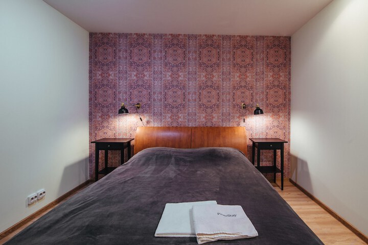 Room 3 of 40