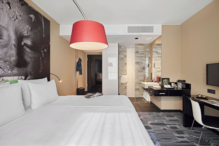 Room 15 of 46
