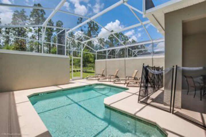 Pool 18 of 40