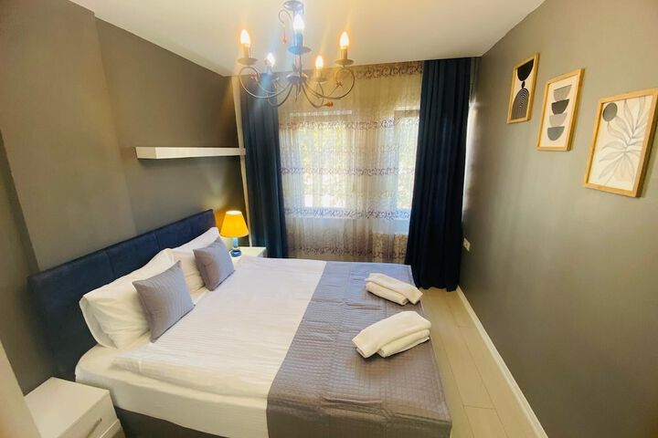 Room 28 of 122