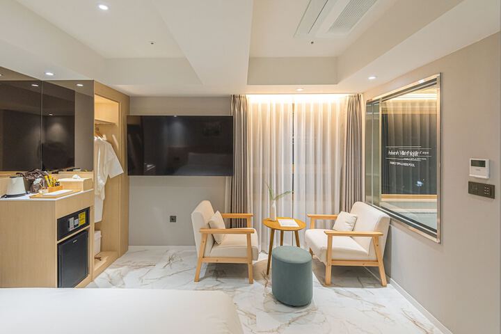 Room 20 of 71
