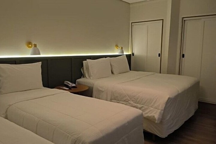 Room 20 of 43