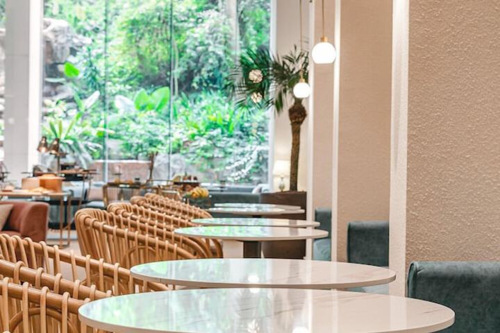 Hotel Lobby