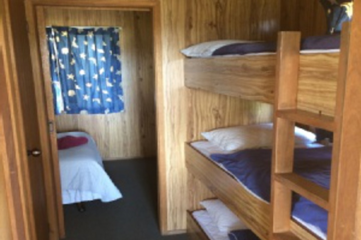 Room 176 of 312